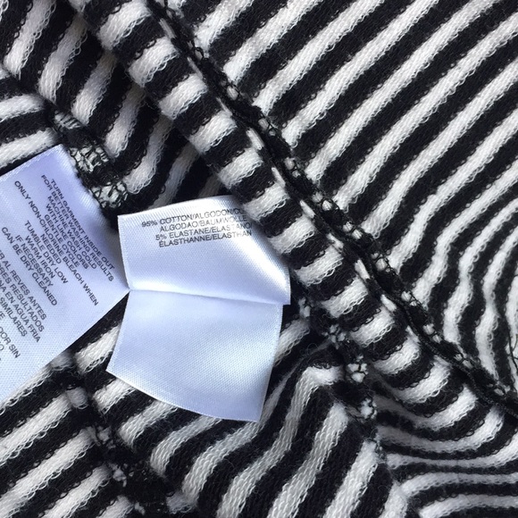 Black and cream striped zip up - Picture 6 of 6